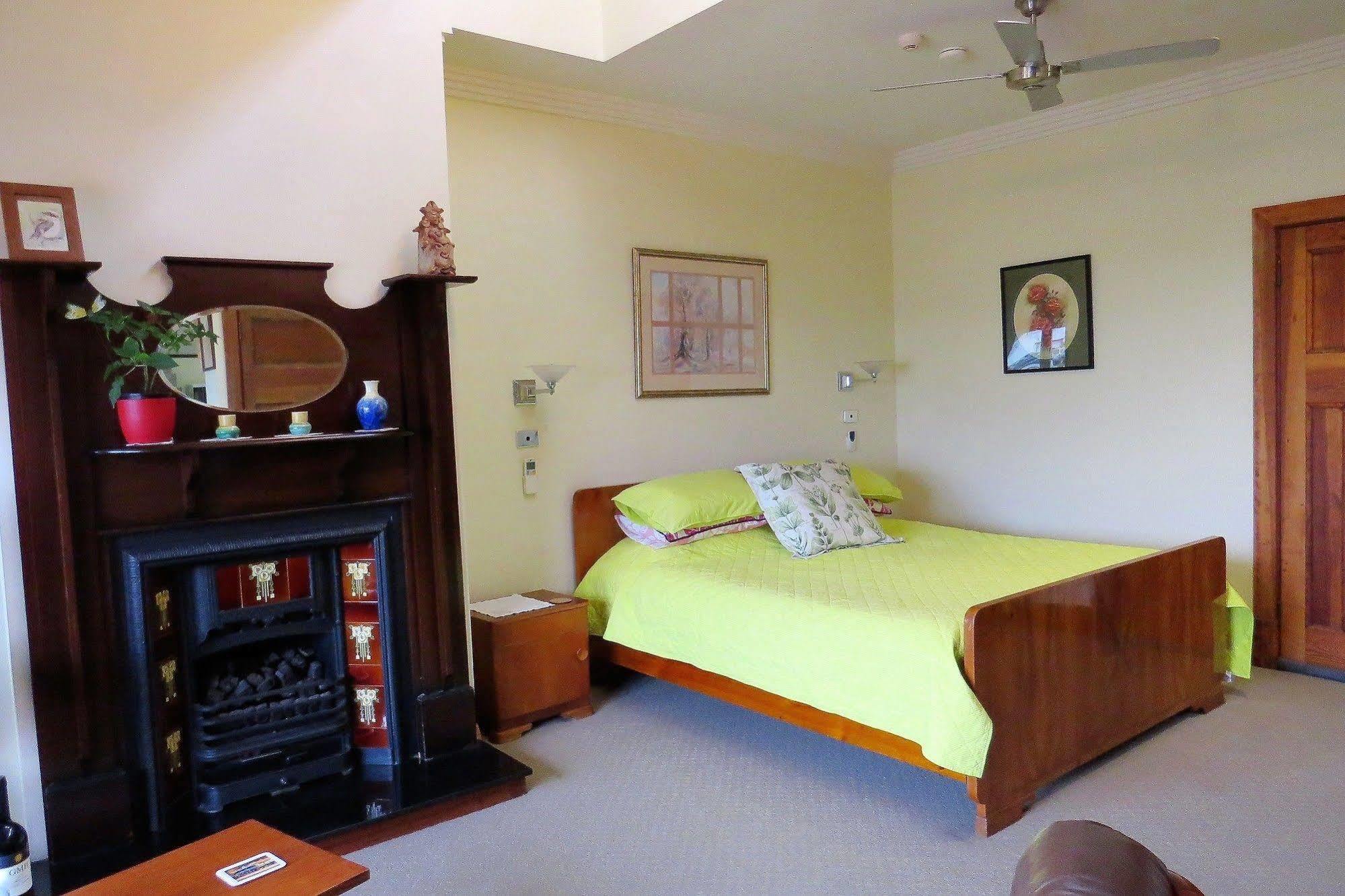 Ferienwohnung Mccloud House Port Noarlunga Exterior foto